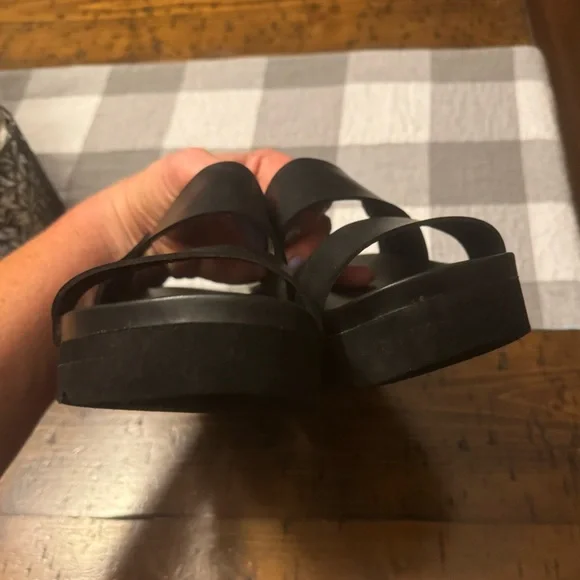 New! Reef Black Slide Platform Sandals - Picture 6 of 7